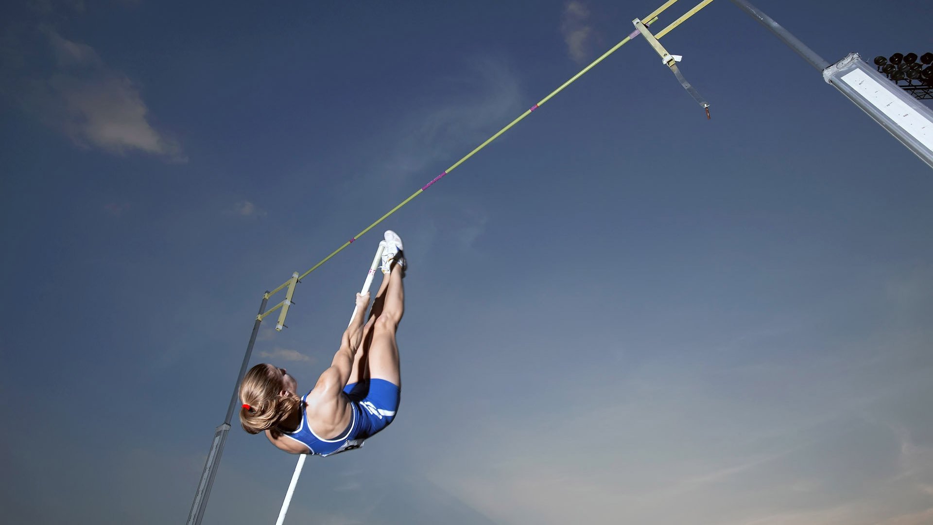 乐鱼在线开户平台-跨界体育奇谭，篮网战术微调引援意大利杯，马赛门线救险成就葡超备战，多特蒙德防线松动竟为NBA季后赛？